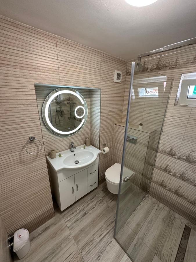 Nema S Apartment Брашов Экстерьер фото