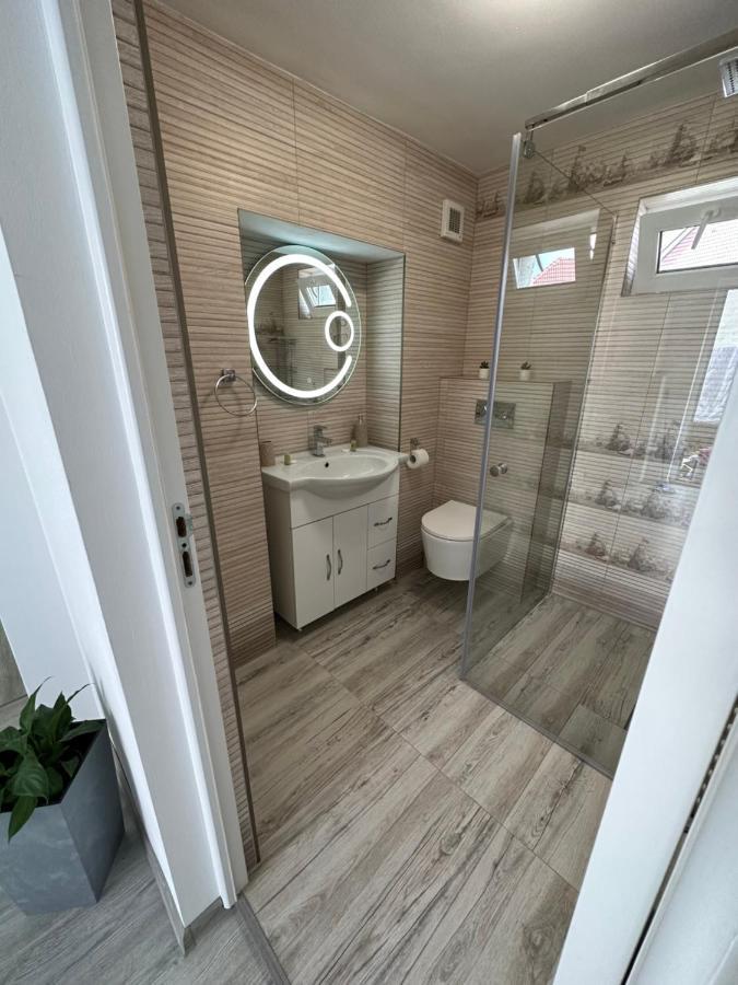 Nema S Apartment Брашов Экстерьер фото